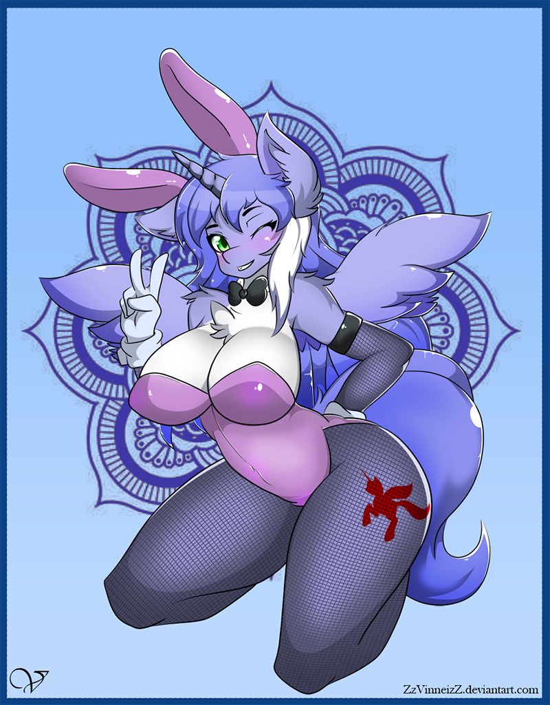 MariahWolves's tweet image. Happy bunny suit day.