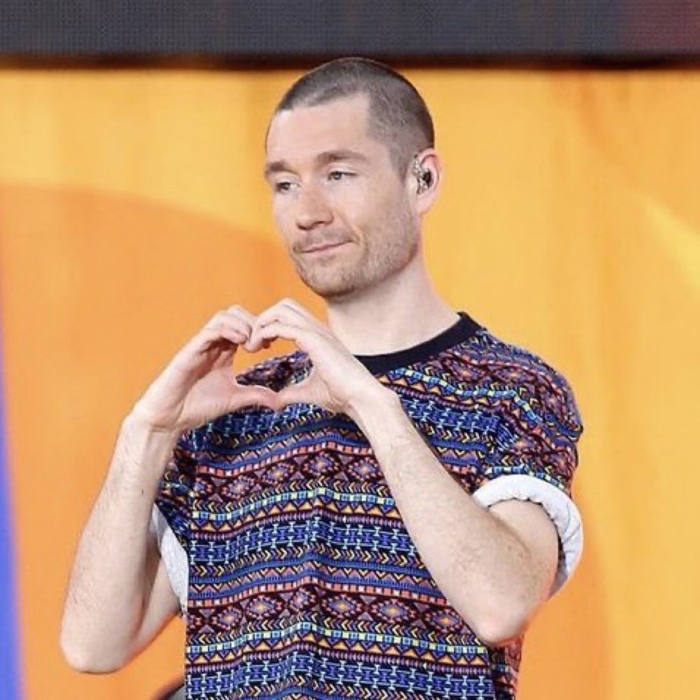 hourlydansmith's tweet photo. since this bot officially came to it’s end i wanted to thank YOU all for everything, for your continuous support, your interactions with this account &amp; all your love! i hope that you enjoyed this bot, that it made your day &amp; tl better, i will miss it &amp; miss you lot, thank YOU 🫶🏻 https://t.co/dYysSAM6FU