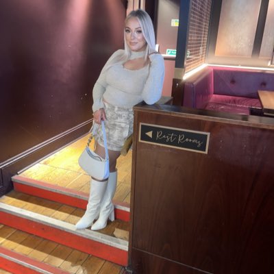 Adele tweet media