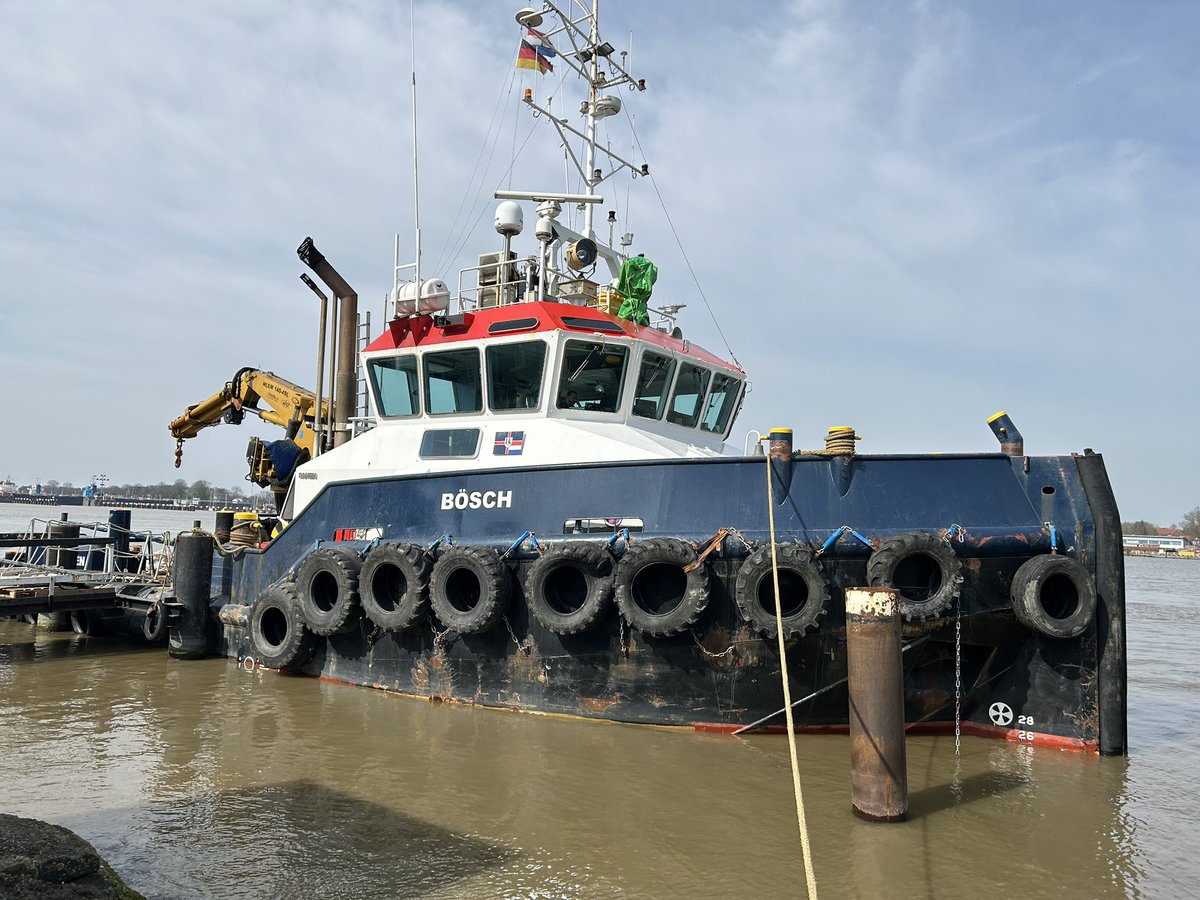 philcorlett's tweet photo. The ex Marineco Toomai https://t.co/EuSX5XacMS