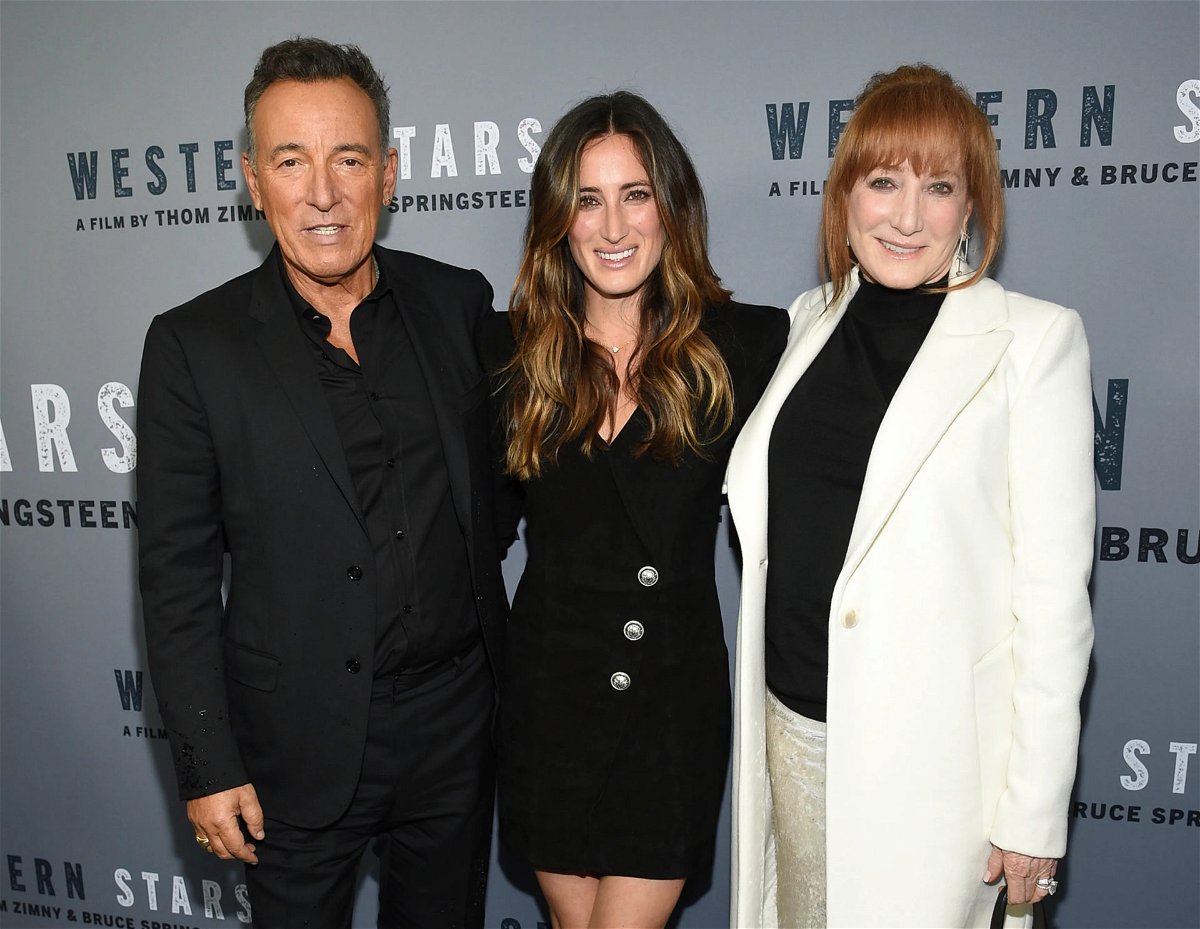 Musician Bruce Springsteen and Patti Scialfa’s Contribution to Daughter Jessica Springsteen’s Equestrian Career - EssentiallySports
https://t.co/jOAThTawzu
Jessica Springsteen, the daughter of rock icon Bruce Springsteen and singer-songwriter Patti Scialfa, has been making wave… https://t.co/HOyQzRP3gA