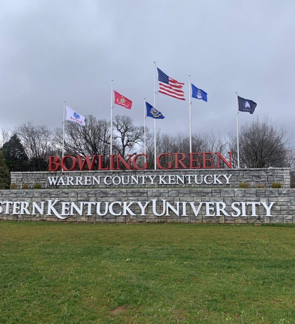 The BeautifI-65 gateway Welcome to Bowling Green, Ky signage recently got new flags from each of the military branches, honoring the men & women who serve our nation and protect our freedom. Thank you to all of our veterans and to those who serve our military today. #VisitBGKY
