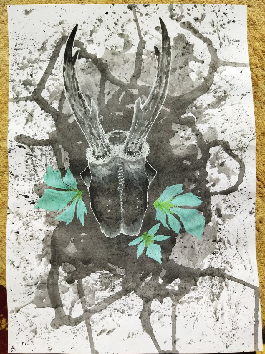 MintFlaw's tweet image. Art Class  3/6
#art #aquarelle #chalkmarkers #deerskull #skull #deer