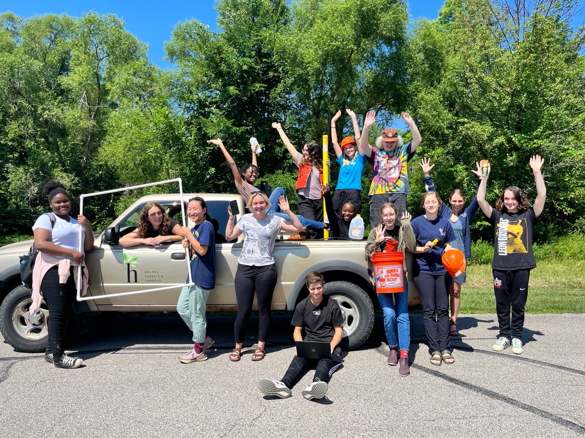 Job Alert! 
Looking for a lead technician for my community ecology lab @holdenarboretum. Please send along to any #ScienceJob seekers you might know. #HoldenScience 
holdenfg.org/career-and-int…