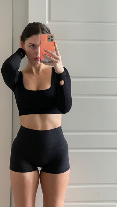 🖤 https://t.co/5Z6tS2siYj