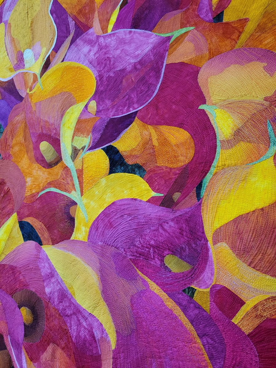 Come visit the museum and explore quilts inspired by nature as interpreted by quilters from Chile Quilting &amp; TASO (TExtile Artists of SE Ohio)

"Calas de Valdivia/ Calla Lilies from Valdivia" by Pilar Donoso

#quilt #quilting #flowers #art #quiltart #nationalquiltmuseum