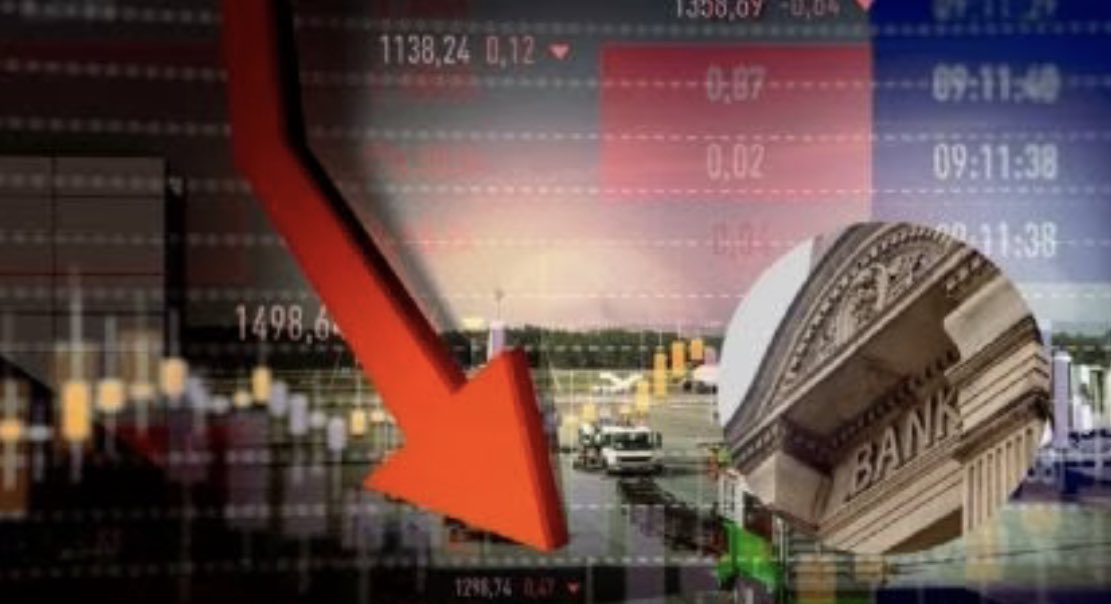 cryptobcncat's tweet photo. 🚨 ALERTA 🚨

Según informa el New York Times, los BANCOS están CERRANDO CUENTAS de clientes SIN mucha EXPLICACIÓN 🙀

El SISTEMA tradicional BANCARIO 🏦 se está MURIENDO. 

La SOLUCIÓN? #BITCOIN 😼 https://t.co/FSNWWQJQdl
