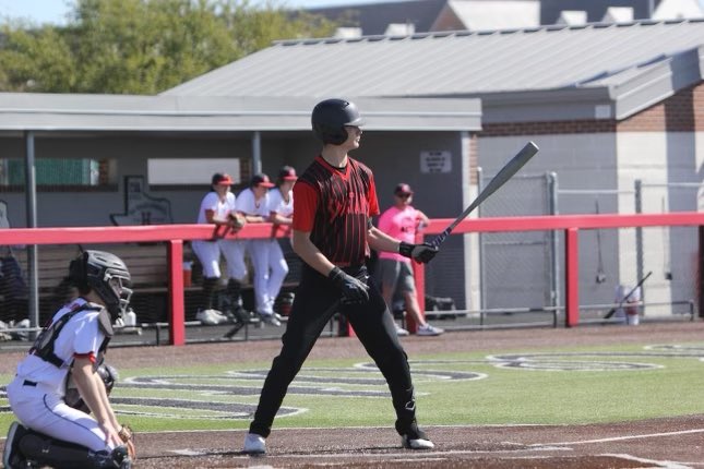 texas_spartans's tweet photo. 🚨HITTER OF THE WEEK🚨

Spartans Hitter of the Week is Liam Welsh from Spartans 14u Bishop! @liam_welsh17 

Liam helped Spartans 14u Bishop to a 2nd Place finish at the TSB Easter Bash 🏴‍☠️

5-12 / .417 AVG / 2 2B / 2 RBI / 4 R / SB

#ThisIsSparta https://t.co/xoYhEpvYKu