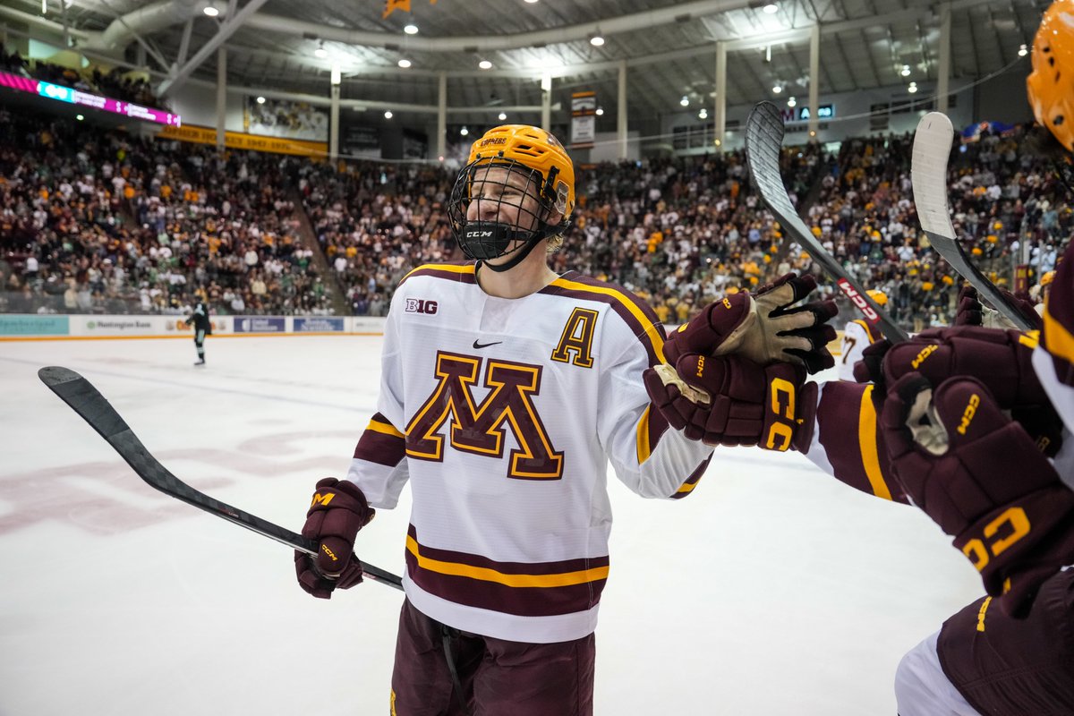 GopherHockey tweet picture