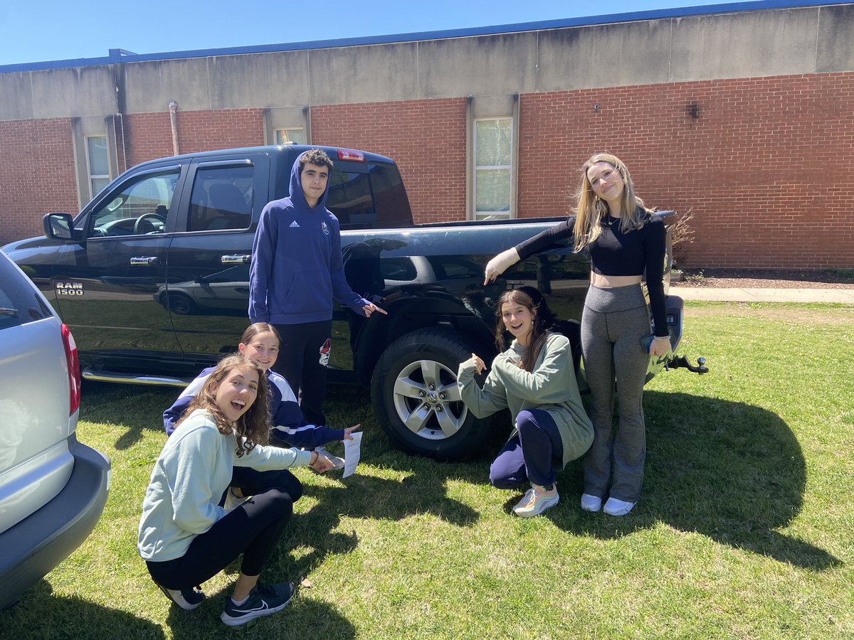 “ Over the rumble of wheels in the street” #whitmanwanders