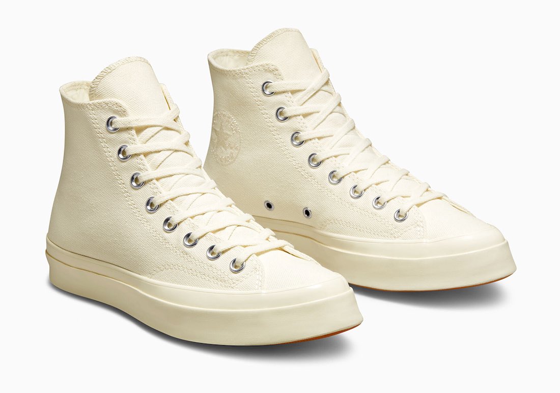 ComplexSneakers's tweet photo. Devin Booker x Converse Chuck 70
🗓️April 12
💰$95 https://t.co/wyGENNjWto