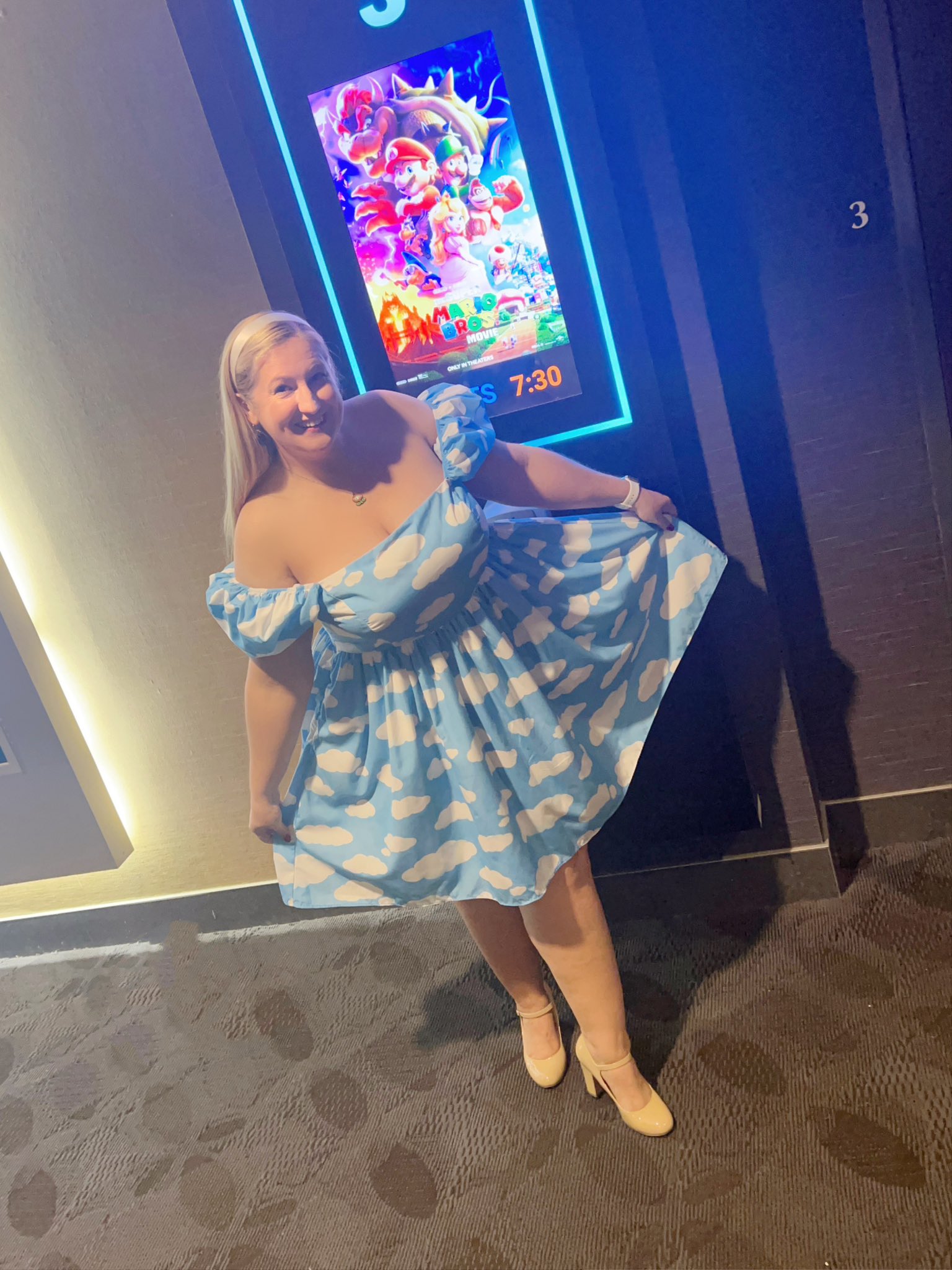 TW Pornstars - 3 pic. Ashlyn Sparks. Twitter. Just saw the Super Mario