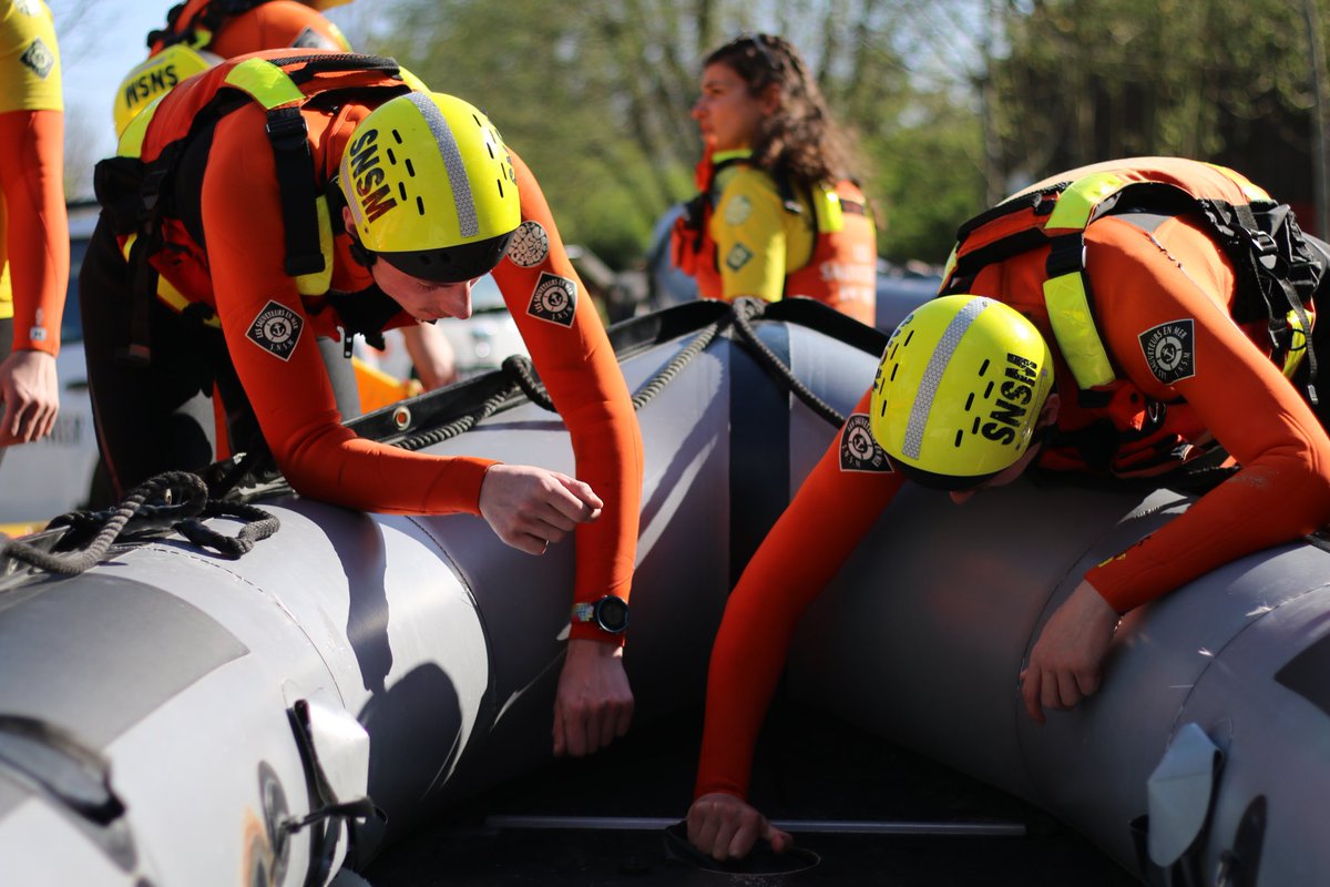 snsm_cfipif's tweet photo. - FORMATION CFI -

Fin du week-end pneumatique 🔥

@SauveteursenMer https://t.co/nLGkNbs4mZ