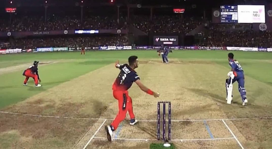 azenithromycin's tweet image. One of these is not like the others.

#LSGvRCB #RONE