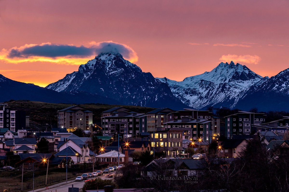 Éstos benditos amaneceres de #UshuaiaFantástica me atrapan cada vez más a ésta maravillosa Tierra Del Fuego