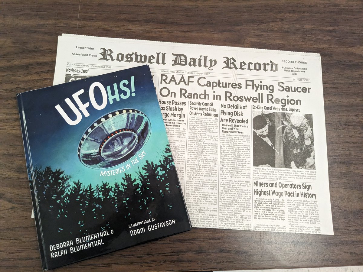Can't wait to share this new #ufo book with my grandkids! Thank you @ralphblu @deborahblu @UNMPress for sending this to me!!! A perfect UFO story for kids! #ufowtitter
