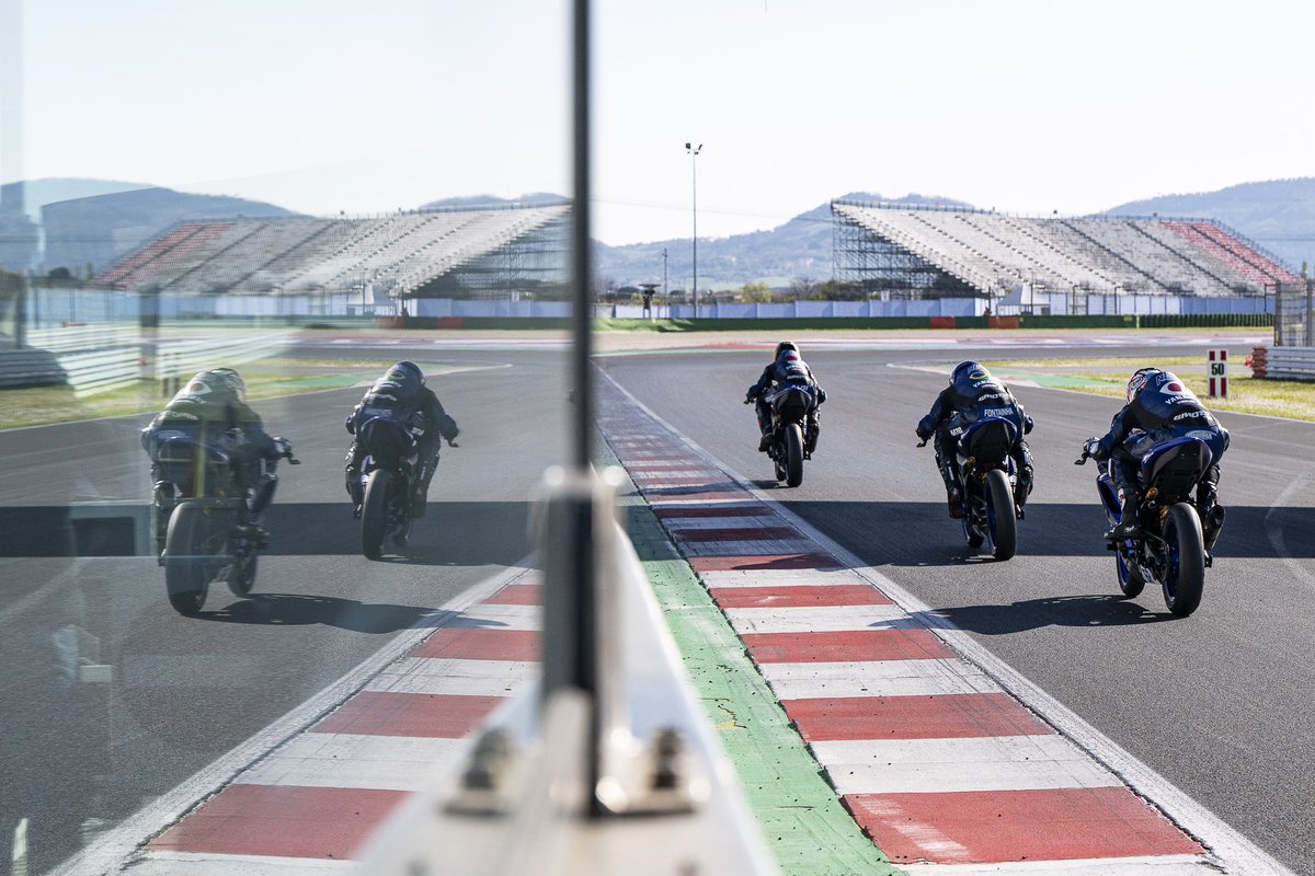 Testing complete for the Yamaha R3 #bLUcRU European Championship riders at Misano World Circuit. Great experience gained, and plenty of fun had! Read more 👉🏼 yamaha-racing.com/r3-championshi… #YamahaRacing #R3 #MisanoTest @WorldSBK #LokaNotOnTwitter