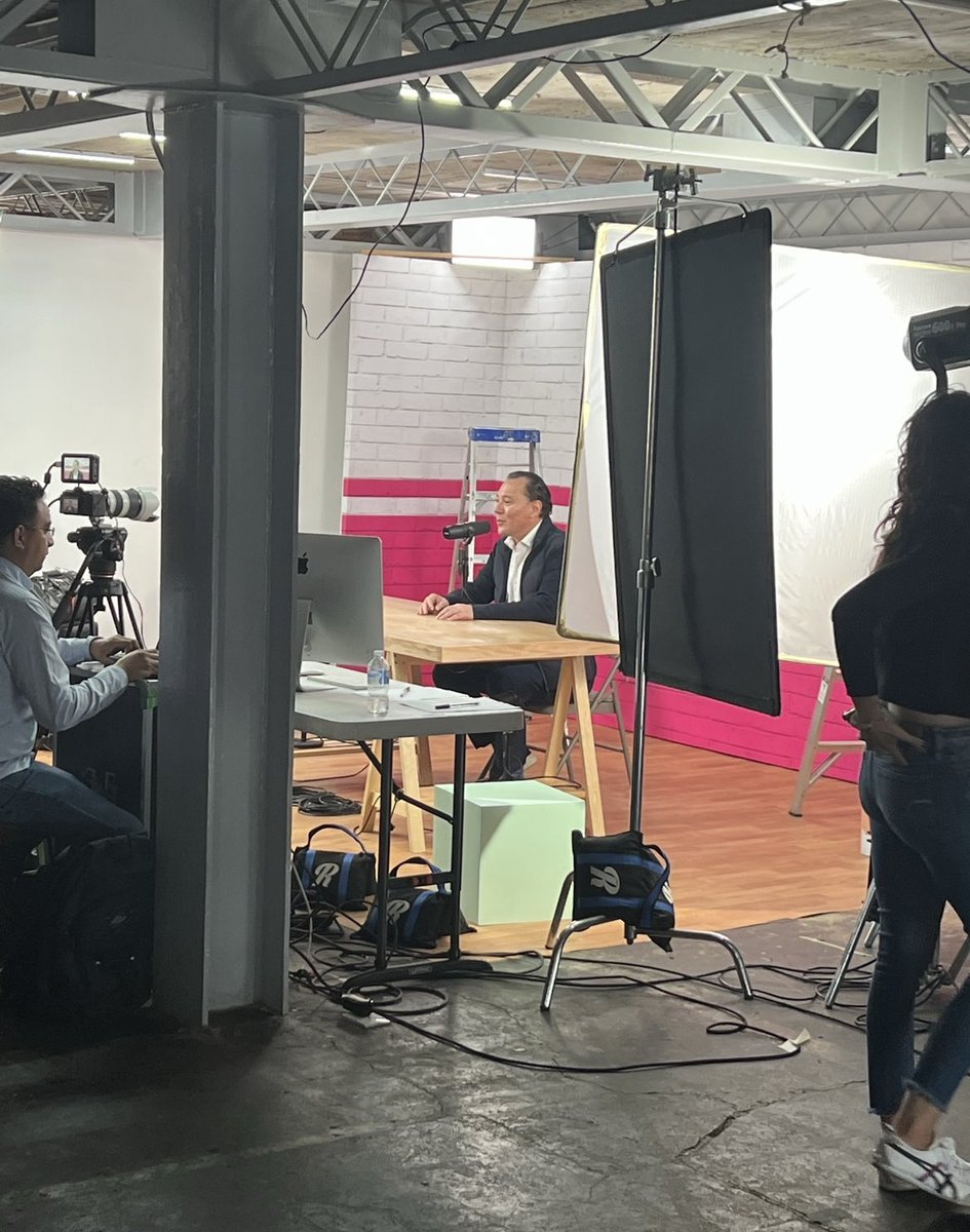 Tirándole al Éxito Episodio 4 youtu.be/WqFB1D62bXw

<a href="/marianoosorio1/">MARIANO OSORIO</a>
@marianoosoriooficial 
@serviazgo
@compartamosbancomx  #compartamos 
@gentera_mx  #Gentera 
@comunidadcompartamos 
@fundacioncompartamosmx
https:facebook.com/CompartamosBan…
@imancillas15