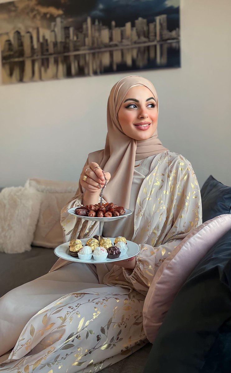 أمسية طيبة أحبتي 💐
ربي يتقبل صيامكم ⚘️