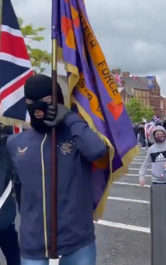 kulture_watch's tweet image. Recently there have been at least 3  unnotify, illegal unionist paramilitary linked gatherings that the PSNI turned either a blind eye to or actually assisted.   🤫