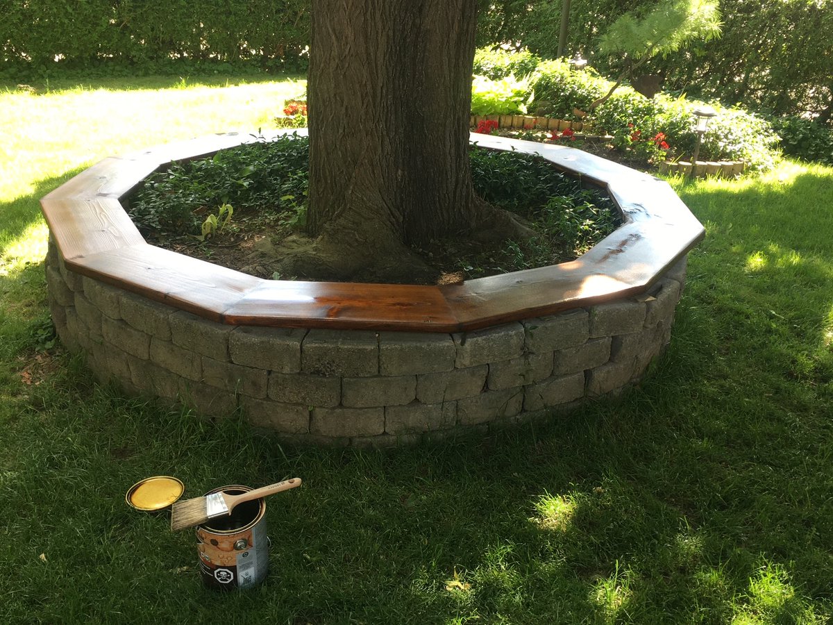 DeckGoose's tweet photo. Small project from a few years ago. Customer I had known for 20+ years from @StandardPaintWP  wanted the wood bench on her planter refinished. Small job but very rewarding as she liked to sit here &amp; enjoy her morning coffee. All materials purchased from @StandardPaintWP https://t.co/OUZbRmhVQX