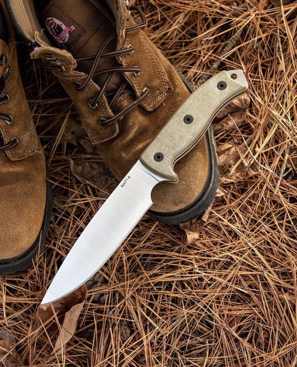 OntarioKnife's tweet photo. #RAT6 has #S35VN blade steel, full tang construction and durable #micarta handle scales! This design is built to chop and handle detail projects! All while being #AmericanMade ๐๐ฝ๐ช๐บ๐ธ Check it out at https://t.co/2fOeH4kKf4 or with our friends at @KnifeCenter
#ontarioknifecompany https://t.co/1cifCBzxfz