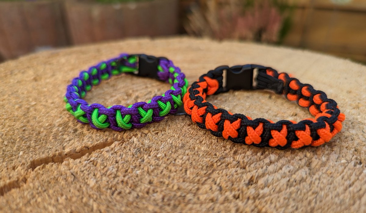 eiskomitee's tweet photo. " Crossline "
.
#paracord #paracordarmband #paracordbracelet #etsy #etsyseller #etsyde #etsydeutschland #etsyshop #schmuck #geschenke #geschenkideen #bracelet #armband #armbänder
#kleinunternehmer #kleinunternehmen #selbstgemacht #handgemacht #eiskomitee https://t.co/c9pMpnMuJI