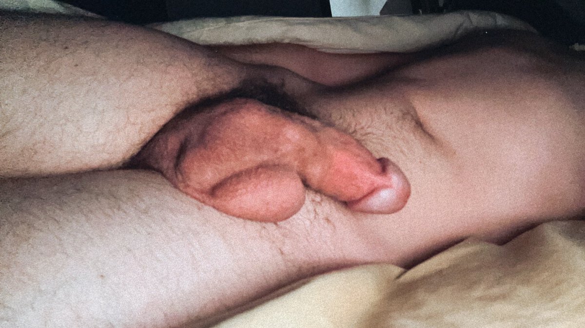bones_6969's tweet photo. Good morning retweet if u think my dick is nice please :) https://t.co/9gw18iziHx