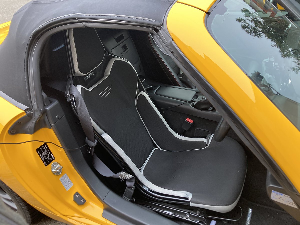 oresama47's tweet photo. #RECARO #RCS #スポーツシートの日
on my car
#mazda #roadster #mx5 #nd #ロードスター #weds #wedssport #koni #michelin #ssworks https://t.co/cyCMwC0Yga