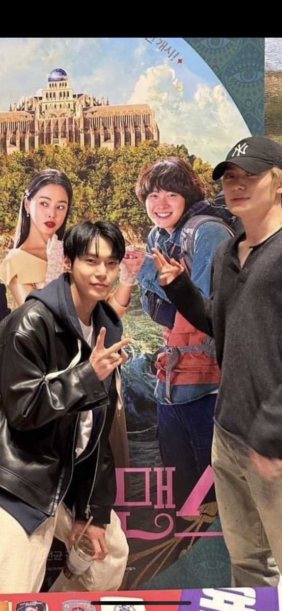 BluehairedJaedo's tweet photo. Jaedo cowards        Johnny my man 👌🏽 https://t.co/lp1uEKD9h8