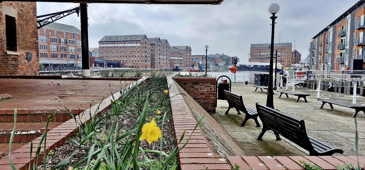 #gloucester #eastersunday #gloucestercathedral #gloucesterpark #bishophooper #gloucesterdocks <a href="/GlosCathedral/">Gloucester Cathedral</a> @GloucesterDocks <a href="/GloucesterPark/">Gloucester Park</a> <a href="/GloucesterBID/">GloucesterBID</a> <a href="/VisitGloucester/">Visit Gloucester</a> <a href="/GloucesterHODs/">Gloucester Heritage Open Days</a>