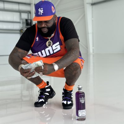 Yung Rénzél 👑 tweet media