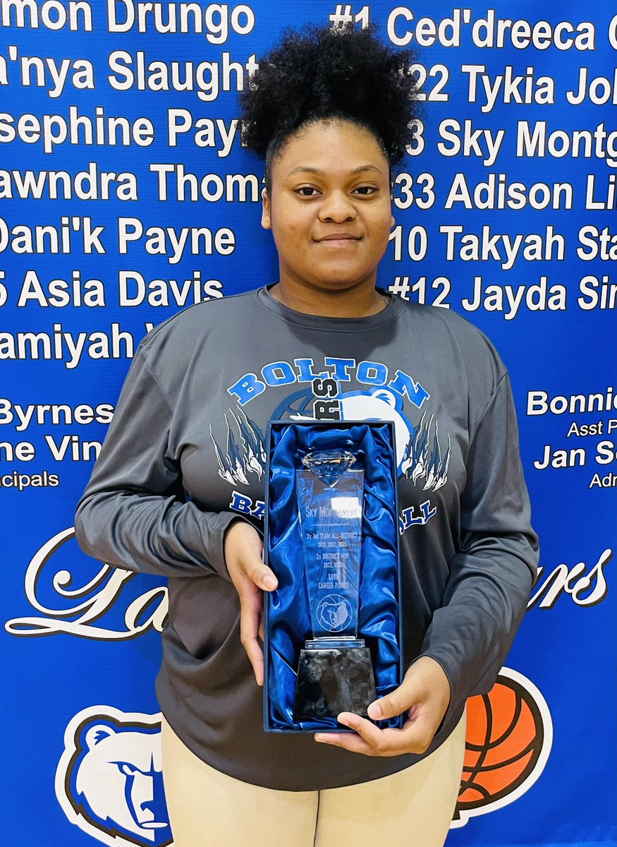 <a href="/Sky_Montgee_/">Sky_Montgee_</a> concludes with a very decorated HS career:
👏🏽💪🏾⛹🏾‍♀️🏀🐻💙🤍❤️
1000+ Points in 3 varsity seasons
2x District MVP
2x All-State Honorable Mention
3x 1st Team All-District
LSUA Signee 
@LgrBasketball <a href="/lamargafford/">LaMar Gafford</a> @dylanMD16 <a href="/LSL_Sportsline/">Louisiana Sportsline</a> <a href="/GeauxPrepsLA/">GeauxPreps.com</a> <a href="/CenLaPrepsLLC/">Cenla Preps</a>