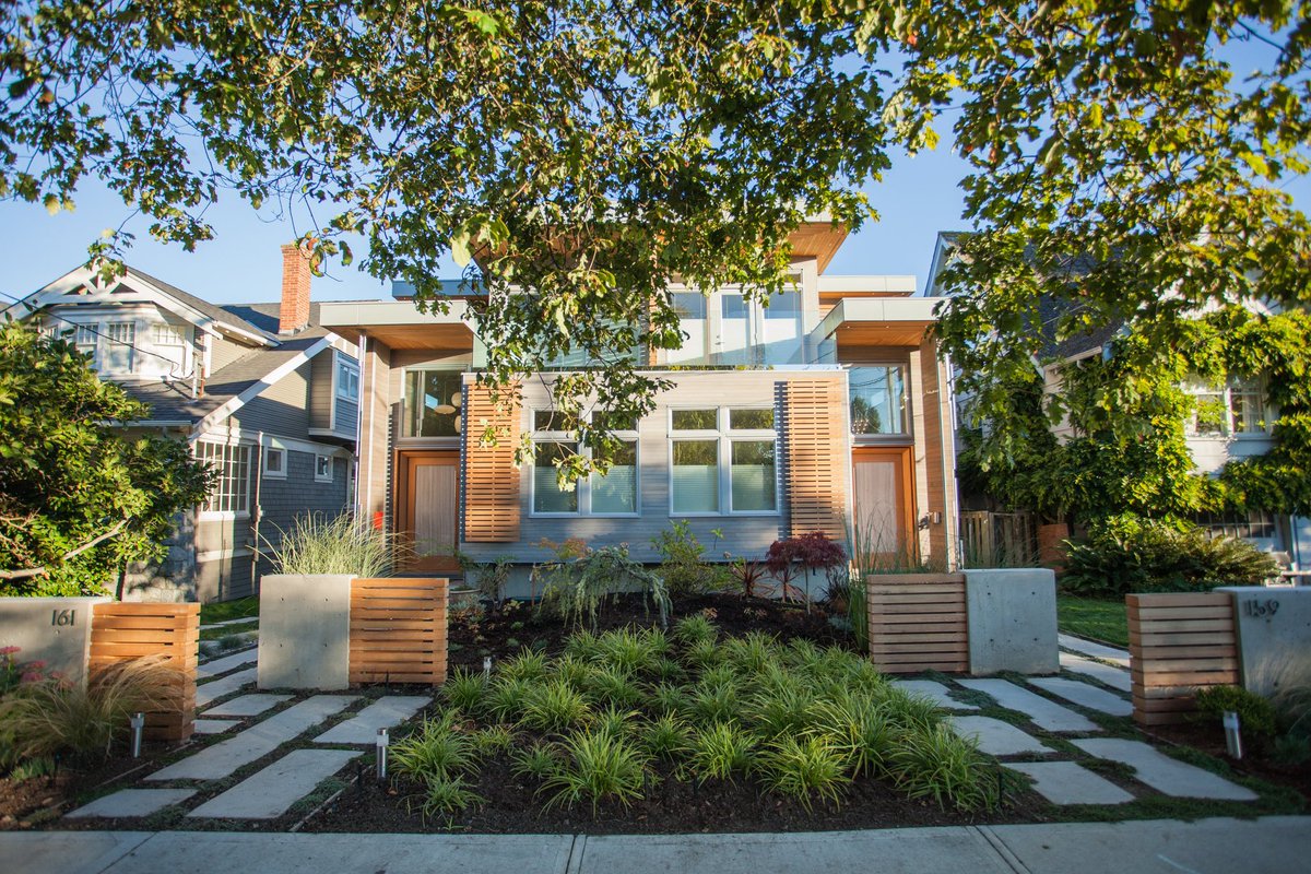 aryzedev's tweet photo. Where it all began, our first multi-family project where one home became two. Parallel on Bushby Street in Victoria, BC. https://t.co/5Kx5VKtzD0