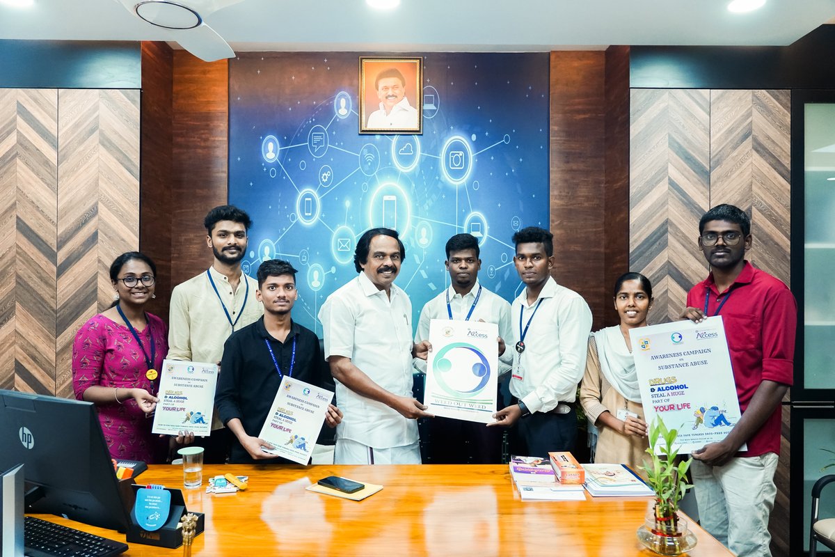 Office of Mano Thangaraj (@officeofmtr) on Twitter photo Met with MSW (Master of Social Work) students from Loyola college, Chennai to discuss the importance and execution of awareness drives in order to stop the consumption of substances and narcotics.<a href="/lcchennai/">Loyola College Chennai</a>
#substanceabuseawareness #narcotics #awareness #saynotodrugs Met with MSW (Master of Social Work) students from Loyola college, Chennai to discuss the importance and execution of awareness drives in order to stop the consumption of substances and narcotics.<a href="/lcchennai/">Loyola College Chennai</a>
#substanceabuseawareness #narcotics #awareness #saynotodrugs