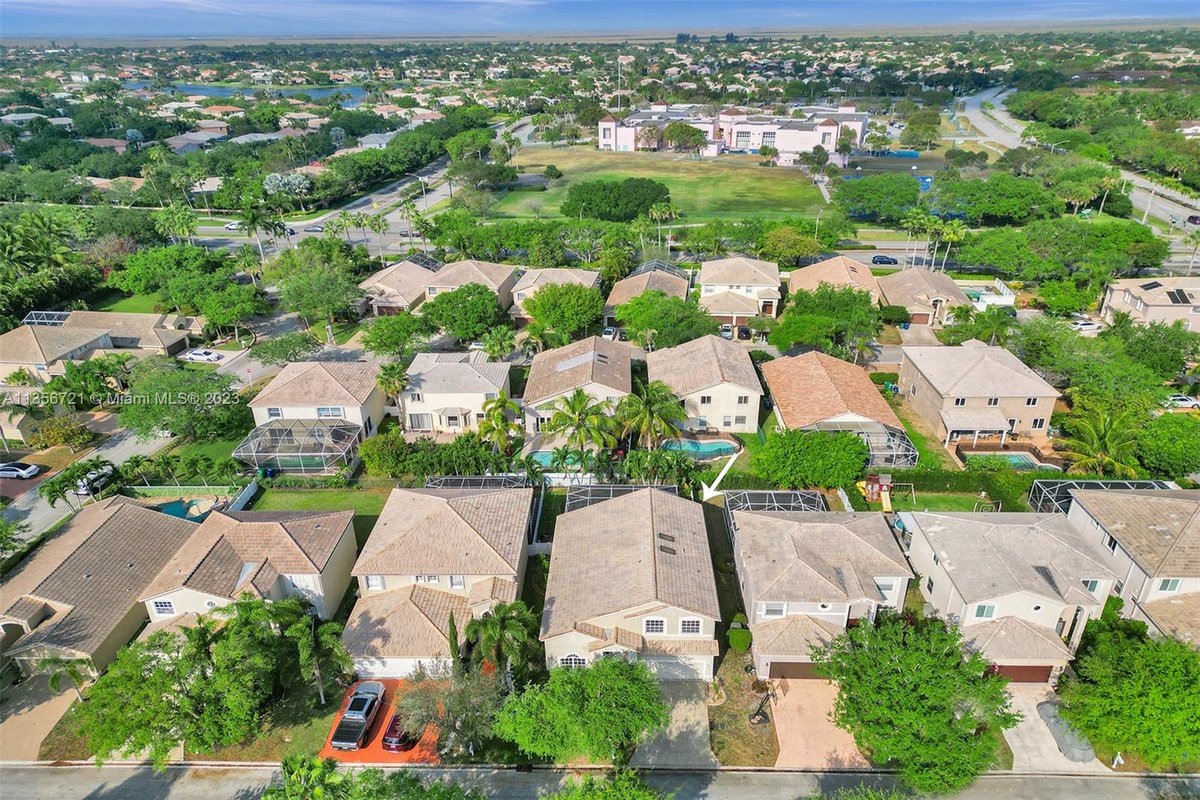 SusanLeeRealtor tweet picture