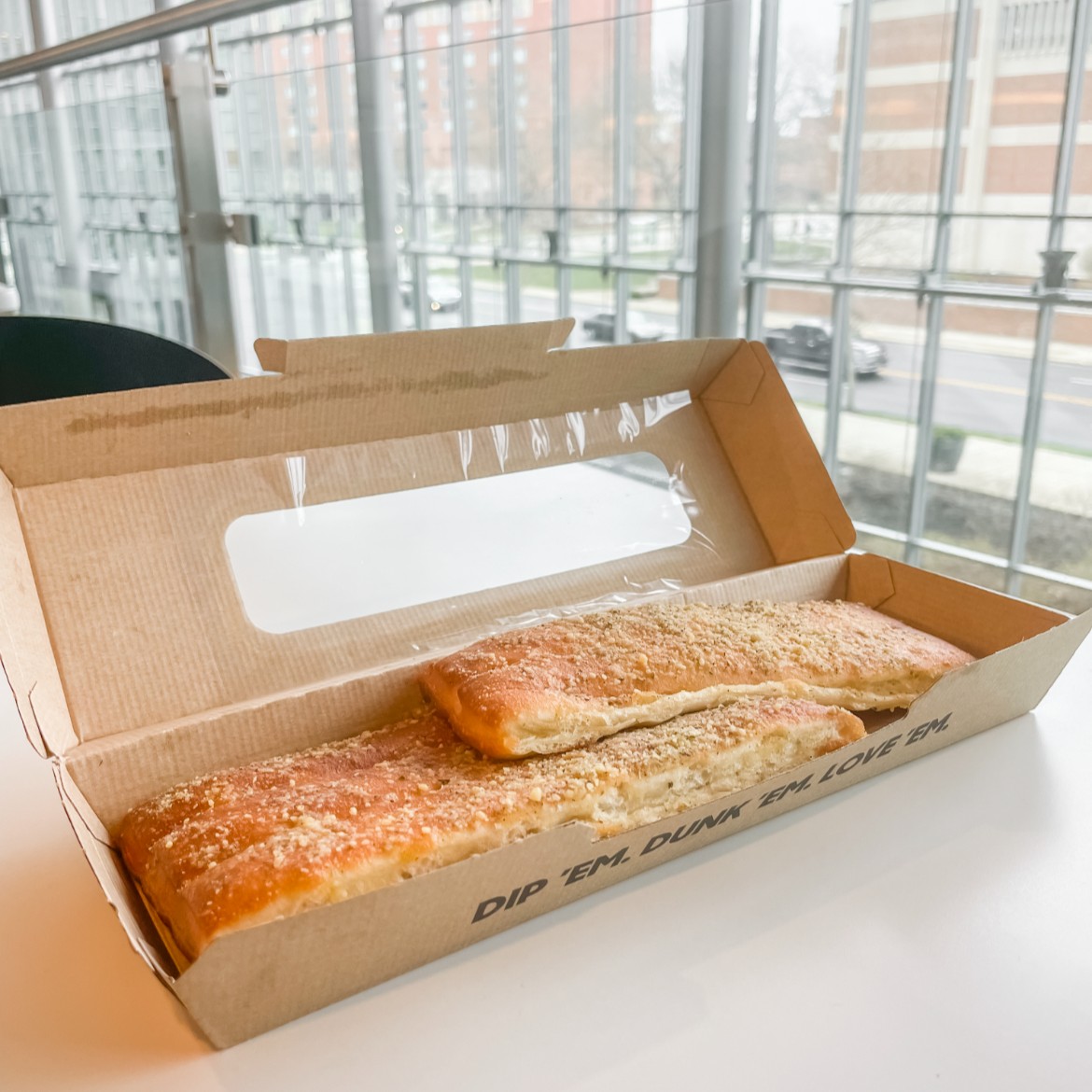 iuidining's tweet photo. Have you tried the breadsticks at Pizza Hut yet?! Delicious, irresistible, and shareable; these breadsticks are a great addition to your order!
-
#iupuidining #breadsticks #pizzahut #pizzatime https://t.co/TeptcAQp9M