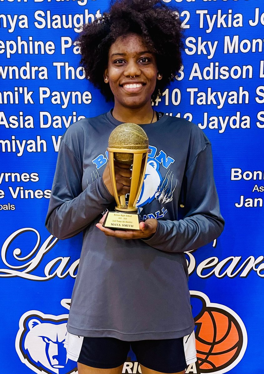 Even though we only had <a href="/smithmaya1986/">Maya Smith</a> for 1 season, what a season it was. She went from being a relative unknown to becoming a 2nd Team All-District player with 300+ rebounds 👀 on the season
👏🏽💪🏾🏀⛹🏾‍♀️🐻🤍💙
@LgrBasketball @dylanMD16 <a href="/GeauxPrepsLA/">GeauxPreps.com</a> <a href="/LSL_Sportsline/">Louisiana Sportsline</a> <a href="/CenLaPrepsLLC/">Cenla Preps</a>