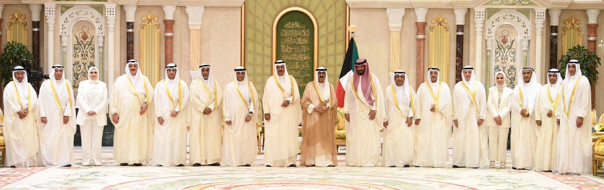 أتقدم بأسمى آيات الشكر والعرفان لمقام سيدي حضرة صاحب السمو أمير البلاد المفدى، وسيدي سمو ولي العهد "حفظهما الله ورعاهما" وسمو رئيس مجلس الوزراء "حفظه الله" على منحي الثقة السامية، 

سائلين المولى عز وجل أن نكون في خدمة الشعب وعند حسن ظنكم بنا، مستنيرين بحكمتكم وتوجيهاتكم السديدة