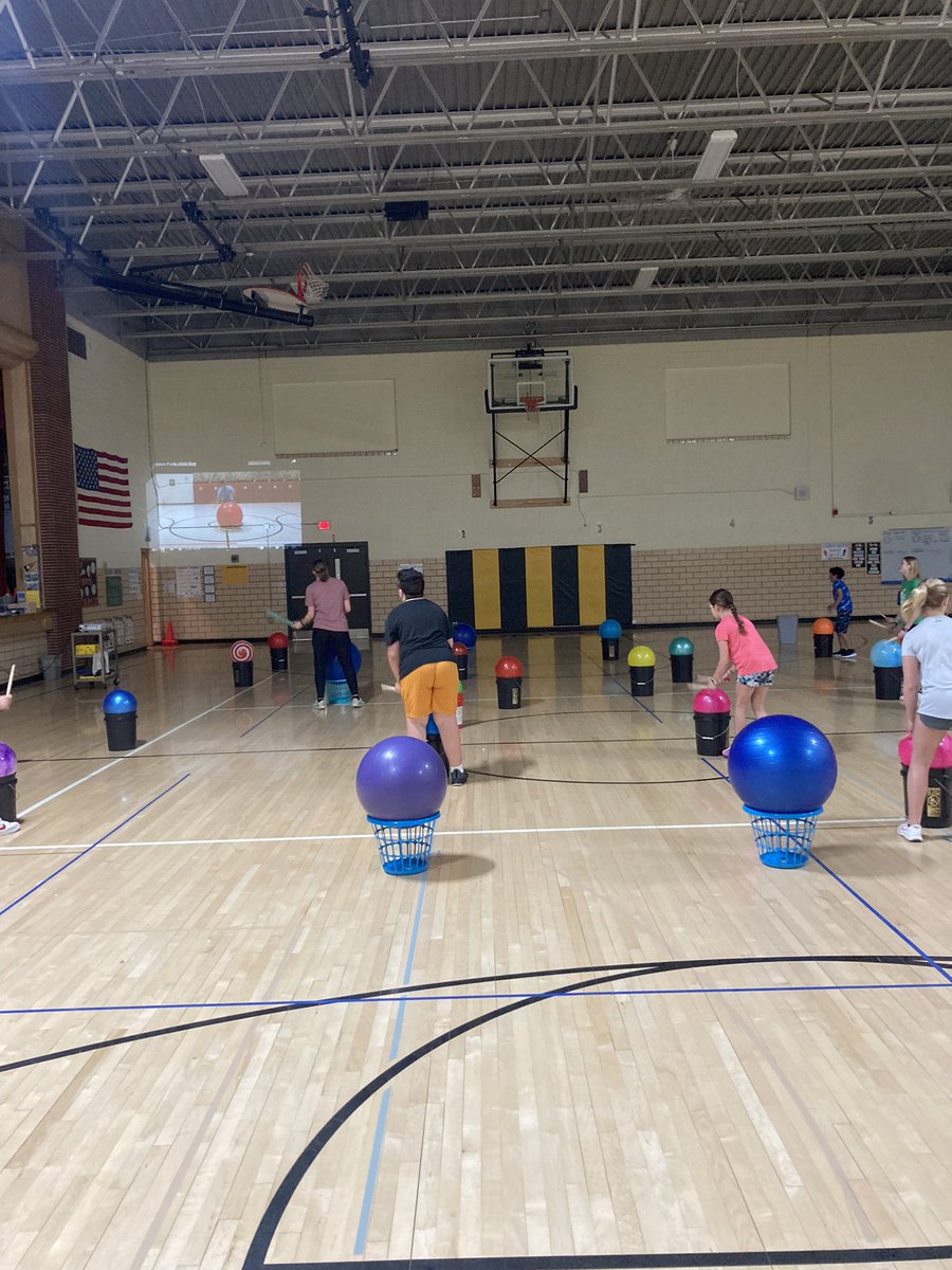 What a great week at BHES with Cardio Drumming!👏😎