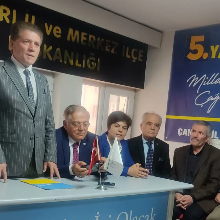cankiriiyiparti's tweet photo. 28.Dönem Milletvekili Adaylarımiz MEHMET ALİ KARAMEMİŞ ve OYA YAKIN  ve MİLLET İTTIFAKI İL BAŞJANLARI nın  ve İLÇE BŞK.nın katılımıyla  basın toplantısı düzenledik.Birlikte  başaracağız.İYİ PARTİ İKTİDARINA ..AZKALDI   ÇANKIRIM....@meral_aksener @korayaydintr @UGUR__POYRAZ https://t.co/TyyohvM89i