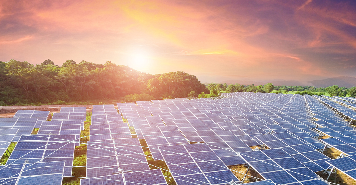 DLA_Piper's tweet photo. DOE’s $6.3B Industrial Demonstrations Program aims to fund #decarbonization projects in high-GHG, hard-to-abate industries – our alert tells you more. #Iron #Steel #Aluminum #Cement #Concrete #Glass #Pulp #Paper #NearZero #NetZero https://t.co/u9FoMlFTyn https://t.co/bMmouLSi8l