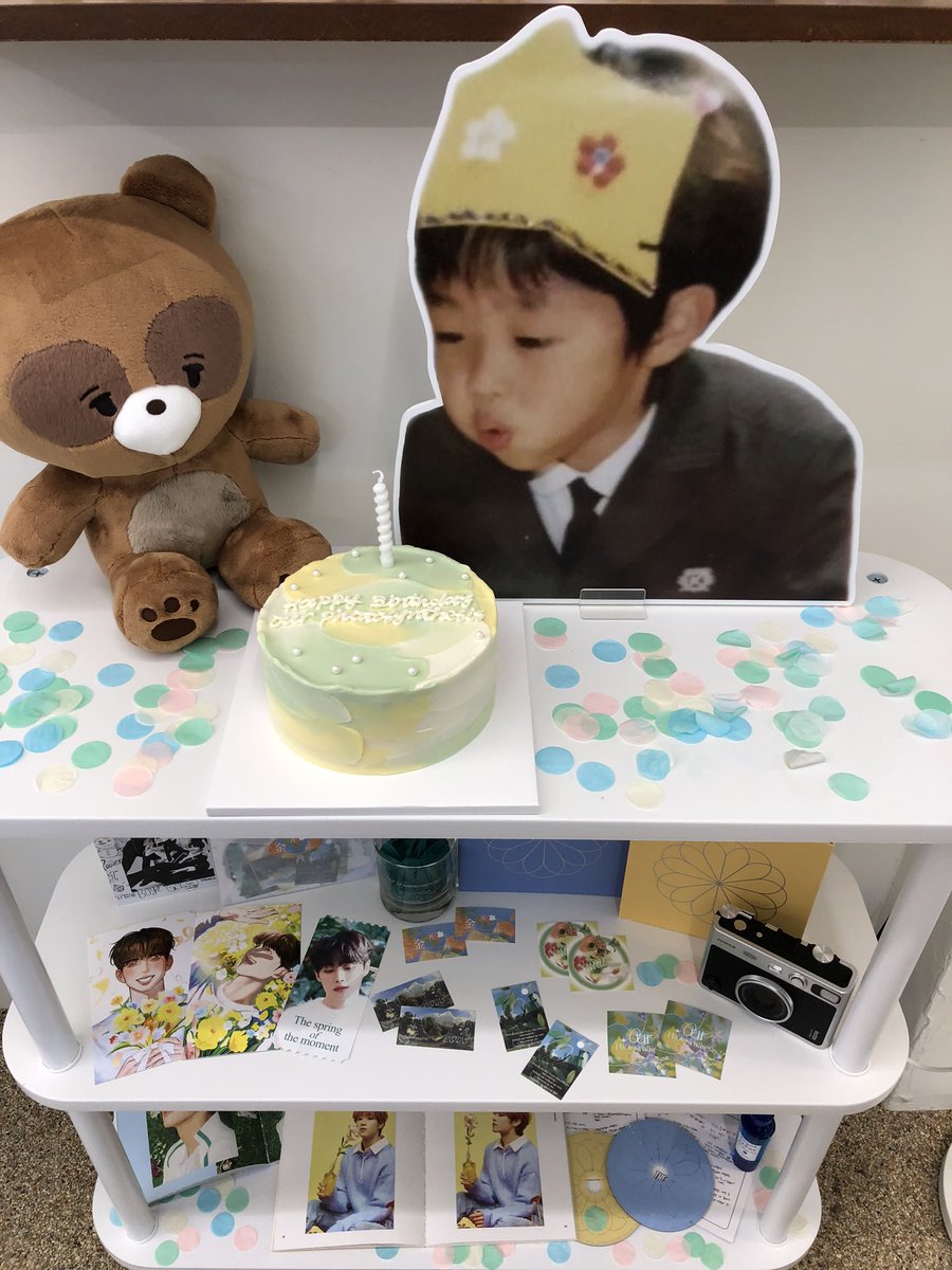 TBZ_BrighterSun's tweet photo. 분위기 너무 귀엽고 꽃다발도 예뻐떤 🌼

#순간의_봄_선우에게 https://t.co/Ijrdm0EPZ2