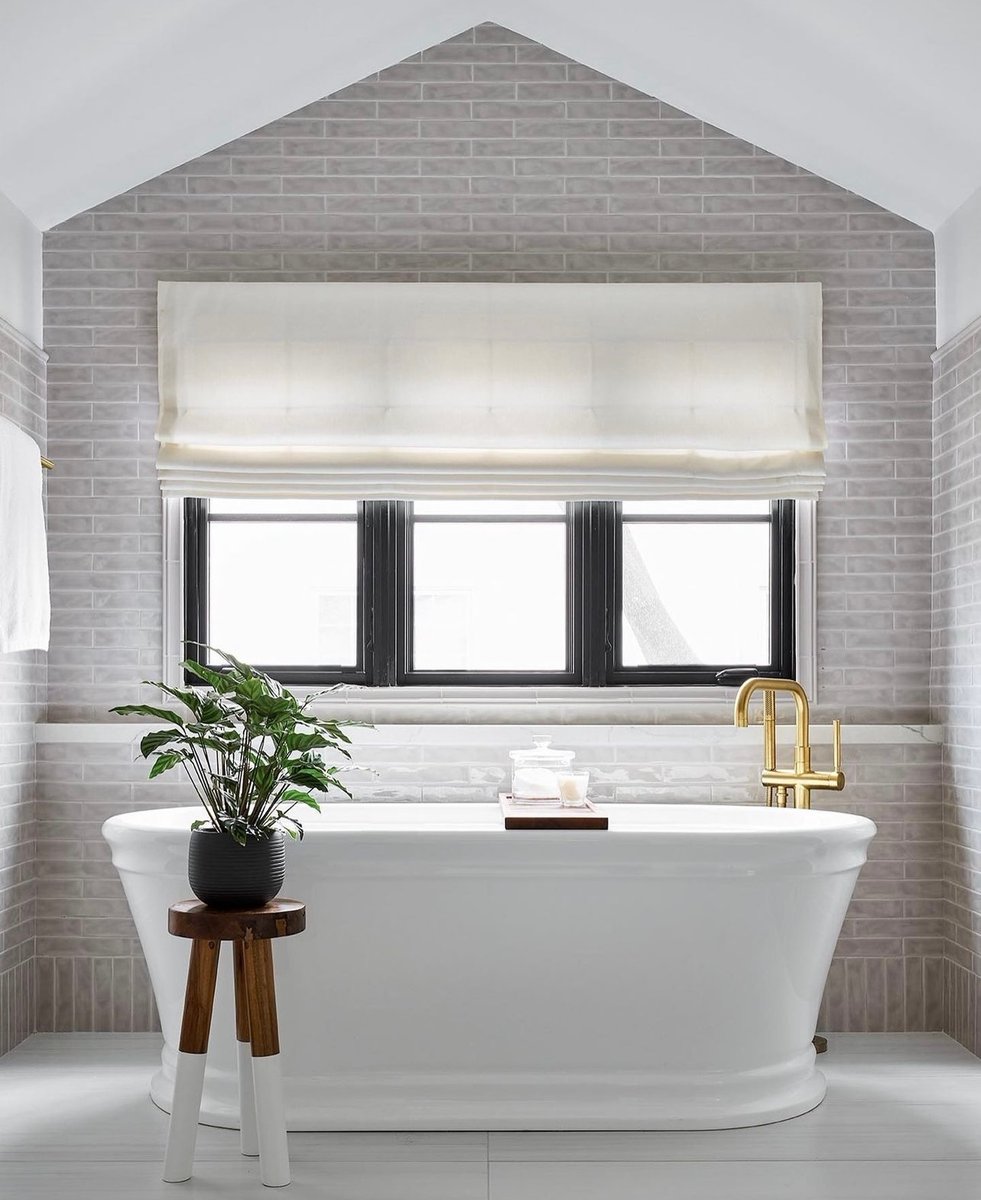 TileBar (@tilebar) on Twitter photo Soft gray like rain clouds on a summer day, our Seaport tile adds a soothing feel to any space ☁️
Design By: Devon Grace Interiors
tilebar.com/seaport-hibisc… Soft gray like rain clouds on a summer day, our Seaport tile adds a soothing feel to any space ☁️
Design By: Devon Grace Interiors
tilebar.com/seaport-hibisc…