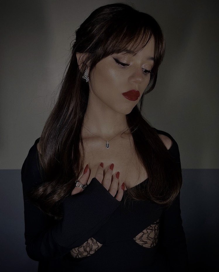 cherche recherche rpdm - rp dm - rpl

slt pas nouvelle mais j’aimerai me faire des potes et une belle tl remplis de gens cool!! je mords pas 

rt jvs en supplie 
fav pour une p’tit dm des familles