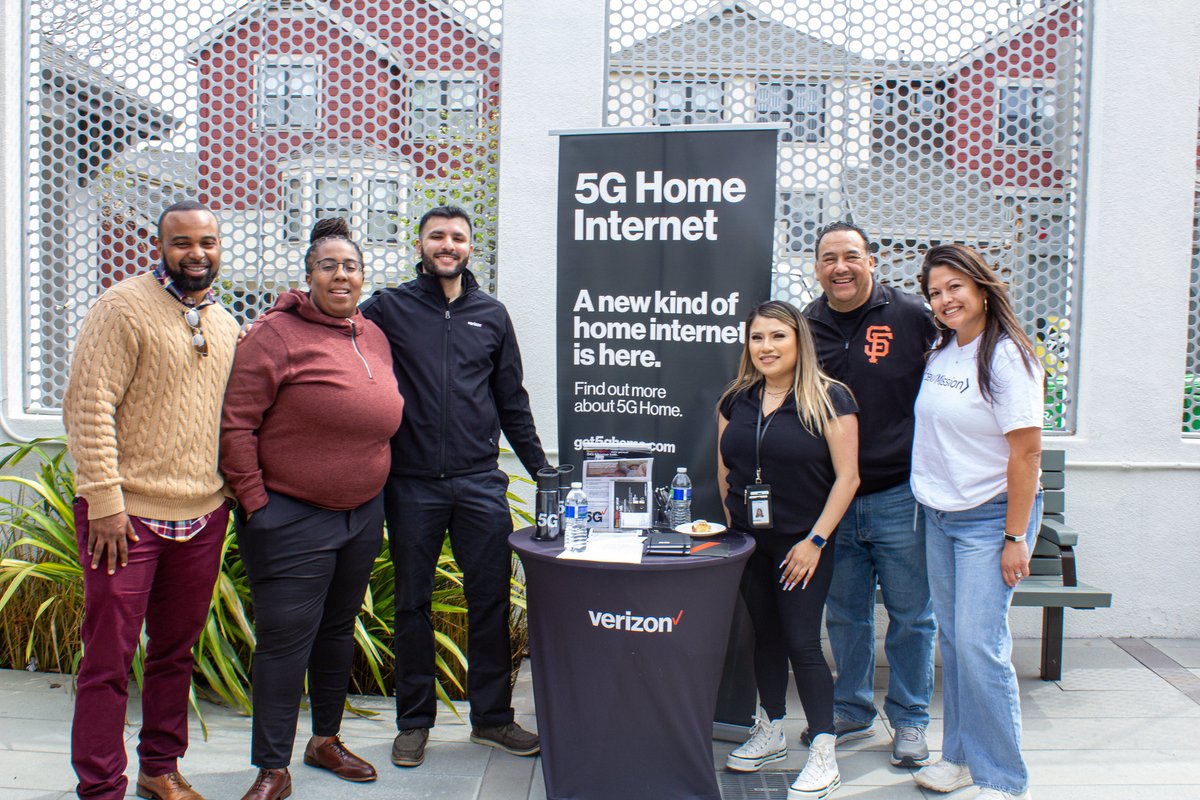 Dev/Mission (@devmissionorg) on Twitter photo We had so much fun at Bernal Dwellings for our refurbathon. We donated much needed computers to the residents. Can't wait to be back and donate more computers! Thanks to <a href="/SFHDC/">SFHDC</a> <a href="/Verizon/">Verizon</a> <a href="/SFPublicLibrary/">SF Public Library</a> Big thanks to <a href="/StupskiFDN/">Stupski Foundation</a> for their partnership with our CTA Program We had so much fun at Bernal Dwellings for our refurbathon. We donated much needed computers to the residents. Can't wait to be back and donate more computers! Thanks to <a href="/SFHDC/">SFHDC</a> <a href="/Verizon/">Verizon</a> <a href="/SFPublicLibrary/">SF Public Library</a> Big thanks to <a href="/StupskiFDN/">Stupski Foundation</a> for their partnership with our CTA Program