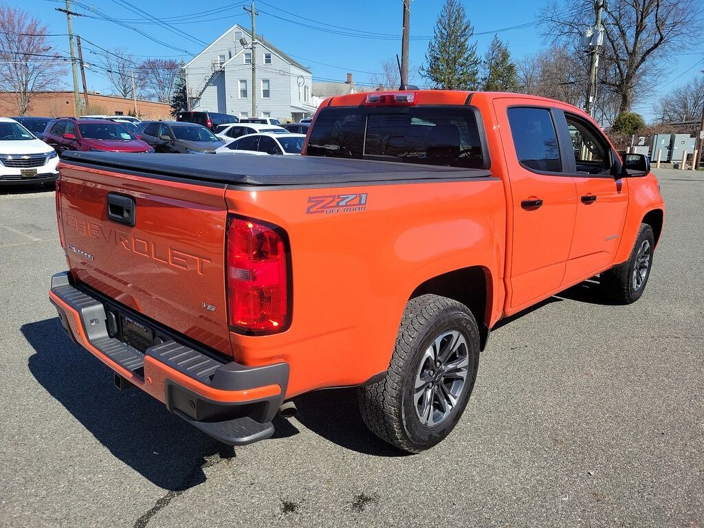 This week's pre-owned Chevy Truck of the week here at Schumacher Chevrolet of Little Falls is this low-mile, one-owner Crush Orange 2021 Chevrolet Colorado Z71 4WD! #ChevyColorado #Chevy #ColoradoZ71 #LIttleFalls #SchumacherChevrolet 
bit.ly/40Sy6cs