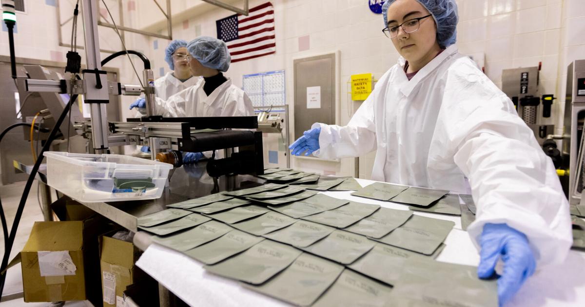 TAMUtemag's tweet photo. The Eagle in Bryan-College Station spoke to Dr. Suresh Pillai, College of Agriculture and Life Sciences and member of TEMAG, about Aggie students creating 30% of the food used on the International Space Station. https://t.co/Sn8XQd4PQL #TAMU @theeagle @aglifesciences https://t.co/xAH47TdgkH