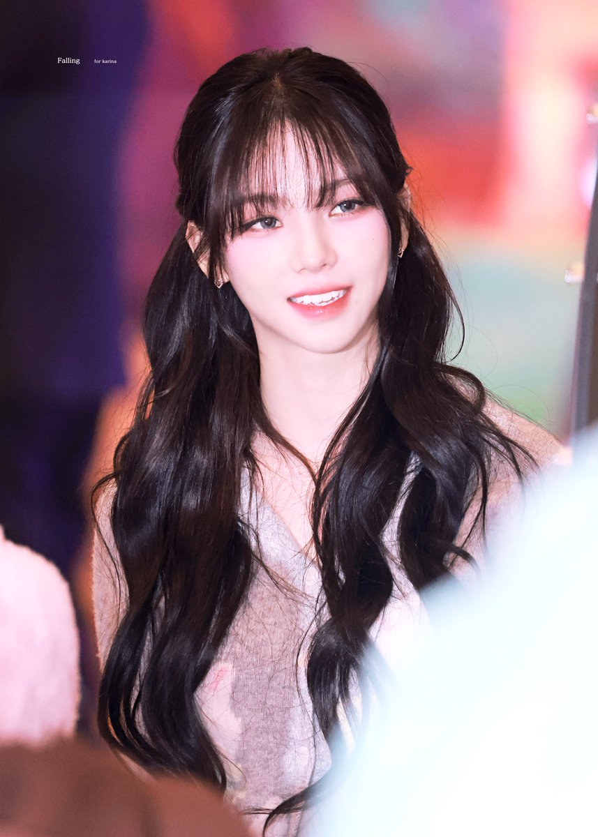Falling_411's tweet photo. 푸르른 계절에 따스한 바람처럼 다가온 지민아
생일 축하해💙

#지민아_마이의_푸른봄은_너야
#Welcome_to_MyKarina
#aespa #에스파 #KARINA #카리나 https://t.co/KlNmGjmCfg