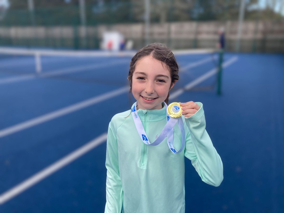 hackneytennis's tweet photo. HT junior Olivia won the LTA Grade 4 9U doubles at Hanworth Air Park today &amp; finished 3rd in singles too! Well done Olivia 😄👏 https://t.co/e4uULP5iZO